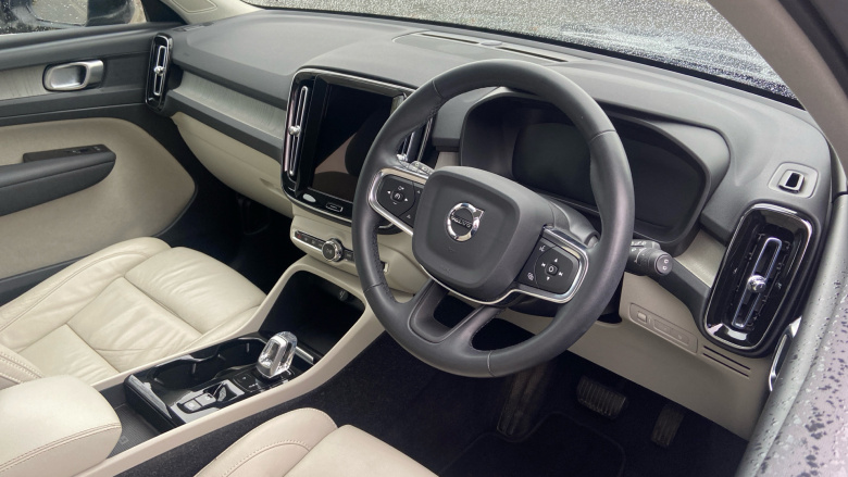 Volvo Xc40 1.5 T5 Recharge PHEV Inscription Pro 5dr Auto Estate